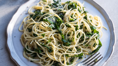 Cacio e pepe s kodrolistnim ohrovtom