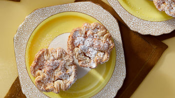 Majhne pite z ingverjem in hruško