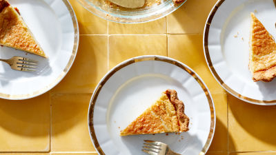 Pita iz pinjenca in karadamoma