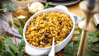 Praznični brusnični nadev