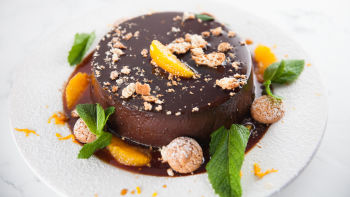 Puding s temno čokolado & amaretti