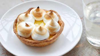 Tarti z limonovo kremo