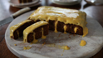 Pomarančna kavna prebodena torta