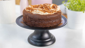 Kolač s čokoladnim moussom