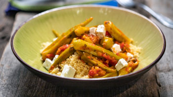 Okra s kuskusom
