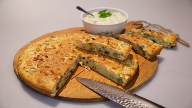 Slana torta z olivami