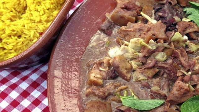 Feijoada à Transmontana z rižem in žafranom