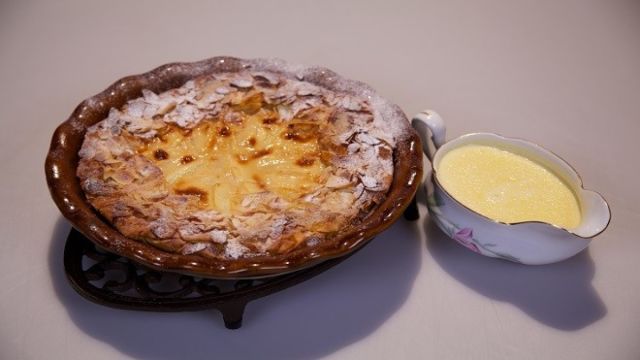 Karamelno hruškova pita