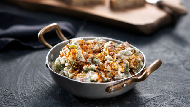 Predjed s sirom, skuto in slanino