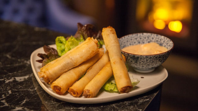 Cheeseburger v spomladanskem zavitku