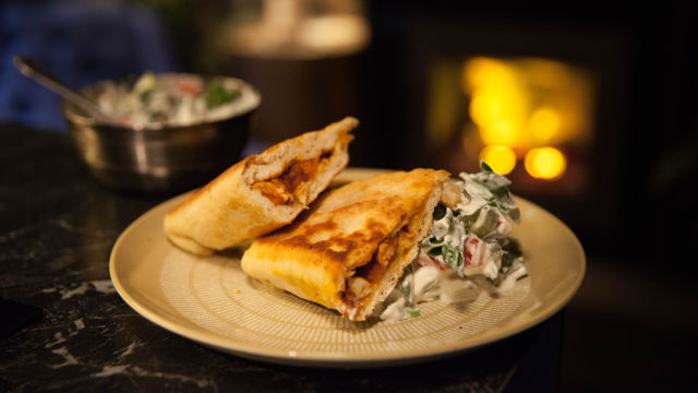 Piščančji žepki z maslenim piščancem