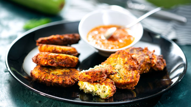 Ocvrtki z bučkami in skuto