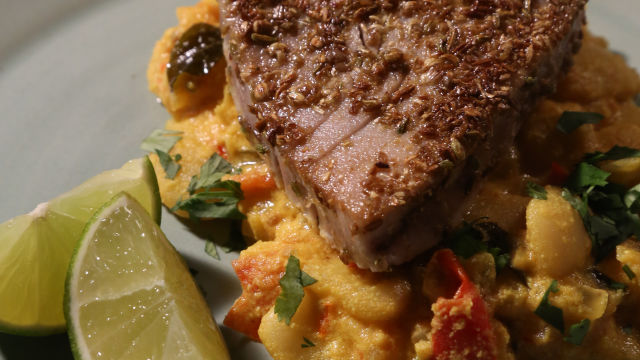 Tuna z jogurtom in fižolom