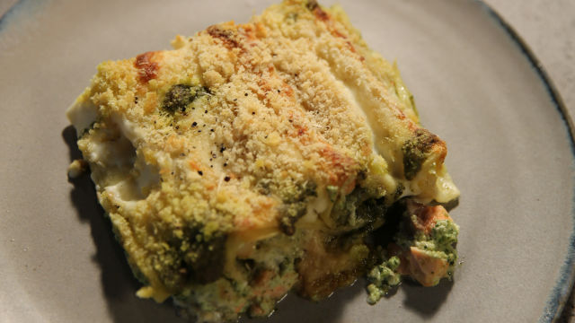 Kaneloni z lososom in velikimi kozicami