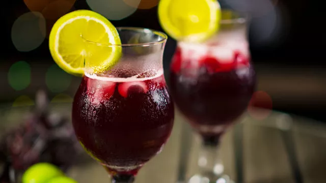 Karibski hibiskusov koktajl (TV-recept – Dominika)