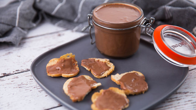 Čokoladno-lešnikov namaz