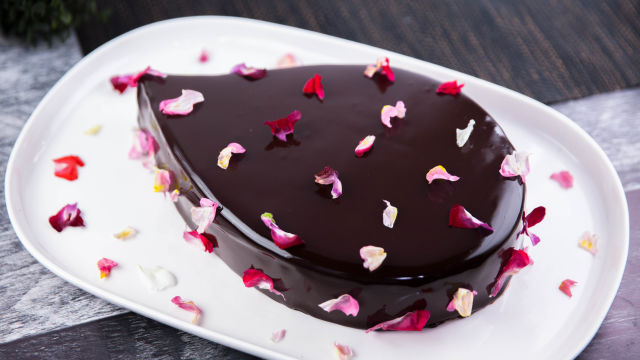 Torta s čokoladnim moussom