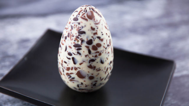 Granitno čokoladno jajce