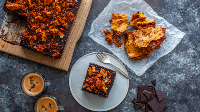 Čokoladno medeno satje