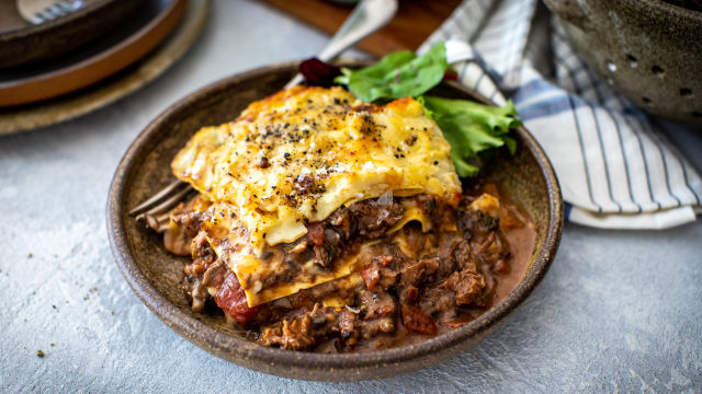 Lazanja z govejim bočnikom