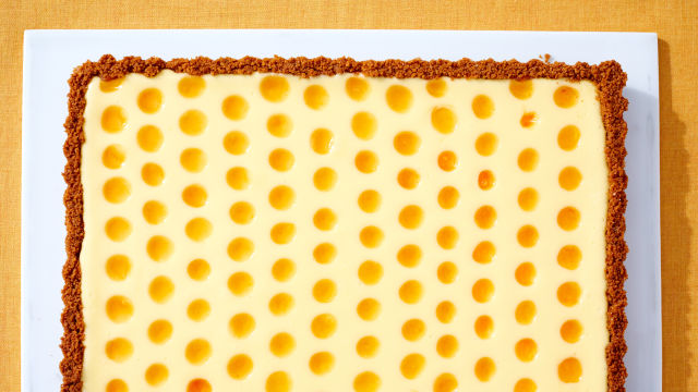 Marelični skutni tart