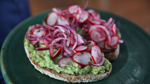 Ceviche iz avokada in redkvic