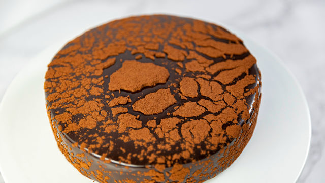 Torta s čokoladnim moussom