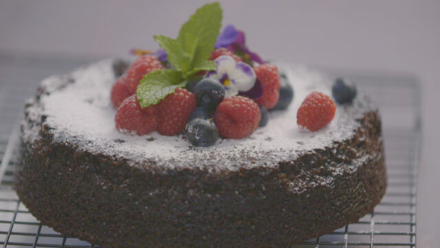 Veganska čokoladna torta