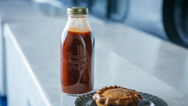 Paradižnikova omaka z rdečim vinom