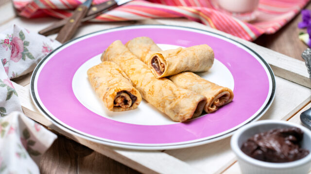 Palačinke z domačo čokoladno omako