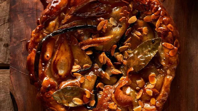 Hruškov tarte tatin