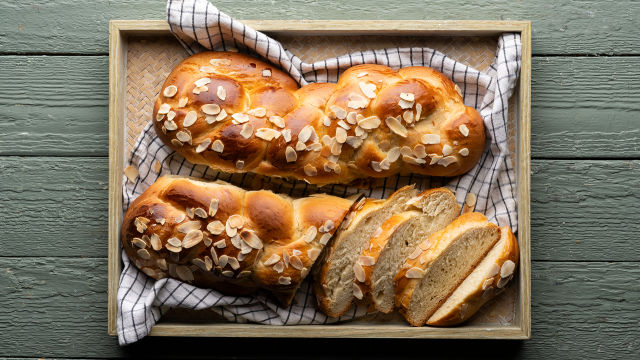 Grški sladki kruh – tsoureki