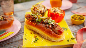 Чили хот дог с чили кон карне