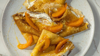 Crepes de Ricotta e Alperces