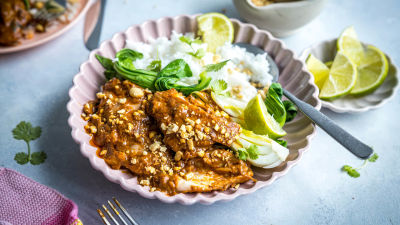 Пиле сатай с ориз и бок чой