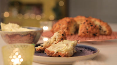 Хляб със сушени плодове