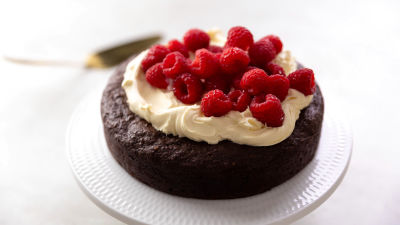 Torta od lešnika, čokolade i espreso kafe