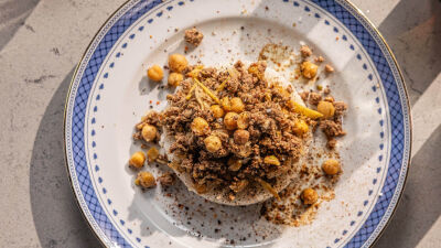 Vaca com Grão e Arroz Thai